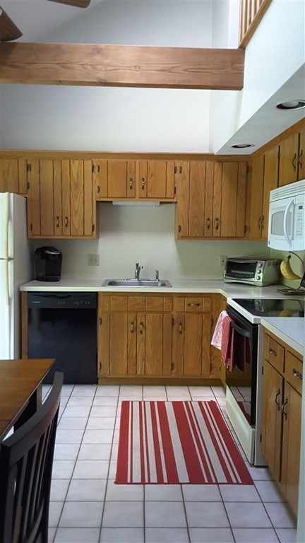 15 Eastside Road, Unit 15 Wrentham, MA 02093 - Photo 5 of 30