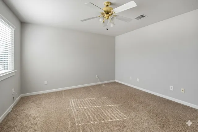 $2,900 | 12107 Wind River Drive, Conroe, TX 77384