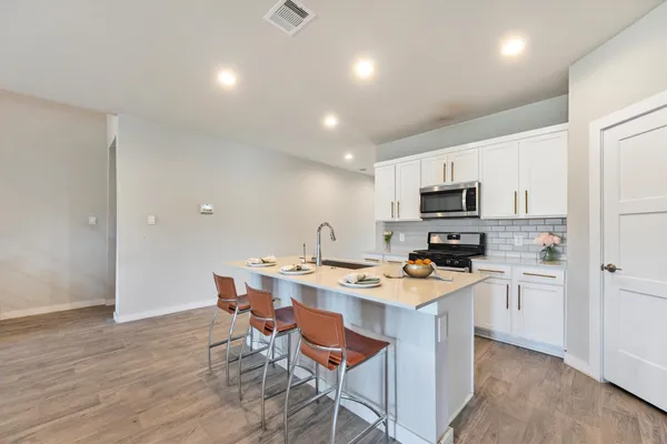 $2,750 | 12107 Wind River Drive, Conroe, TX 77384