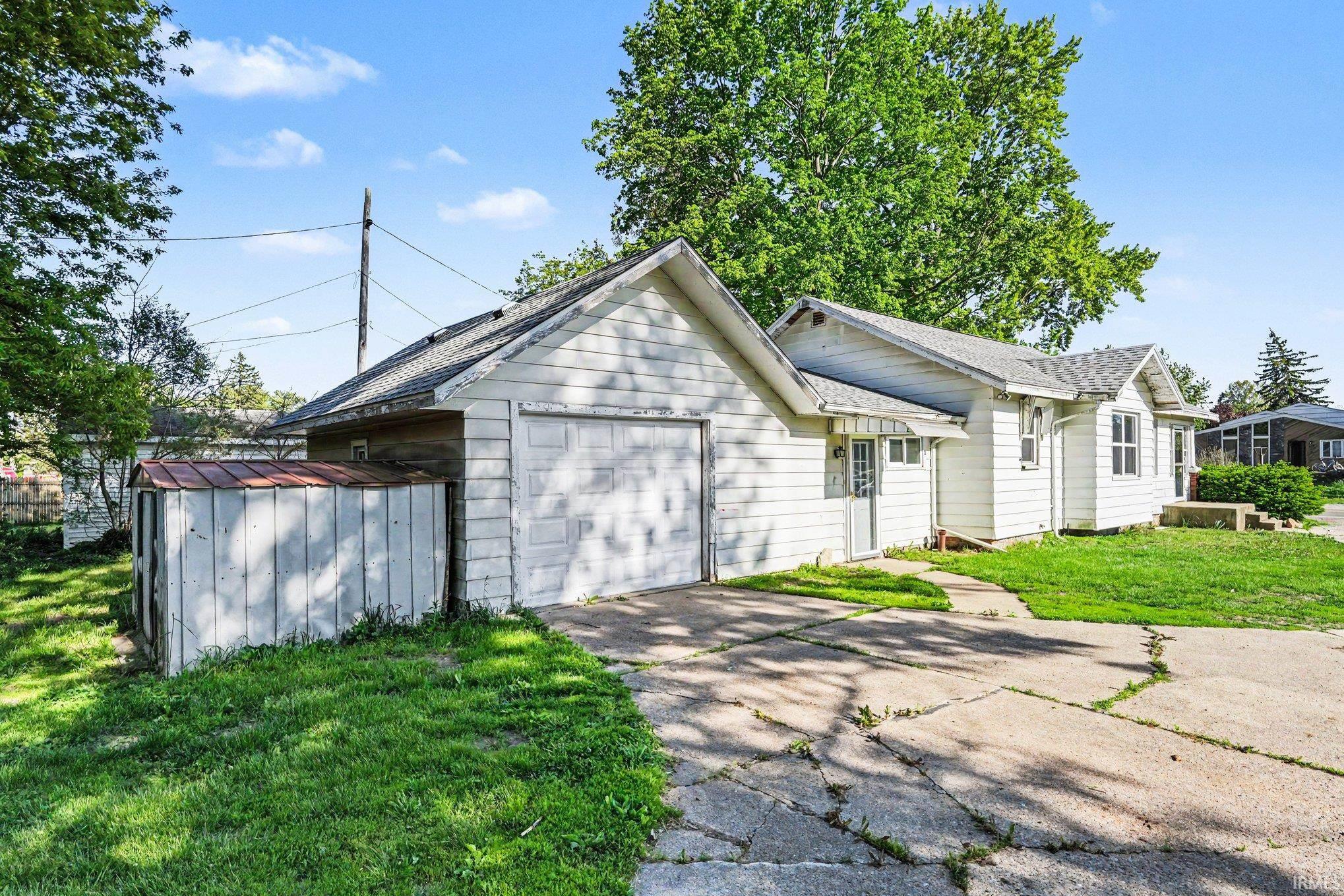 19659 Darden Road South Bend, IN 46637 - Photo 2 of 15