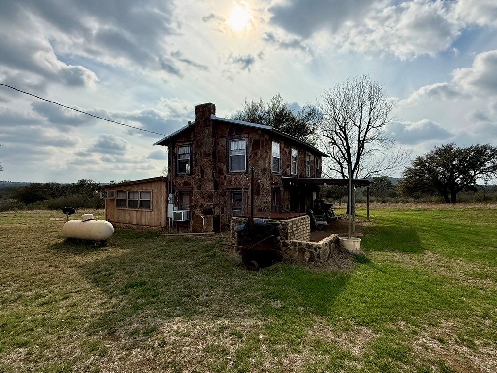 6098 Smith Road Mason, TX 76856 - Photo 5 of 11