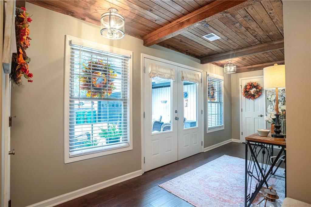 3725 Hunting Ridge Drive Southwest Lilburn, GA 30047 - Photo 13 of 62