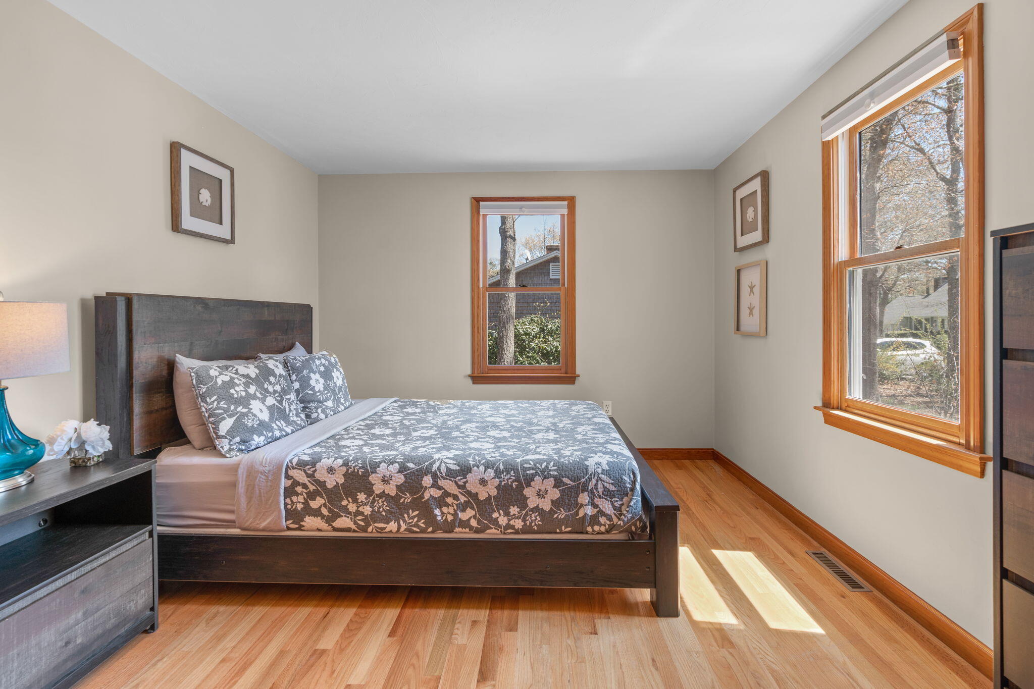 43 Neshobe Road Mashpee, MA 02649 - Photo 22 of 48 a bedroom with a large bed and a window