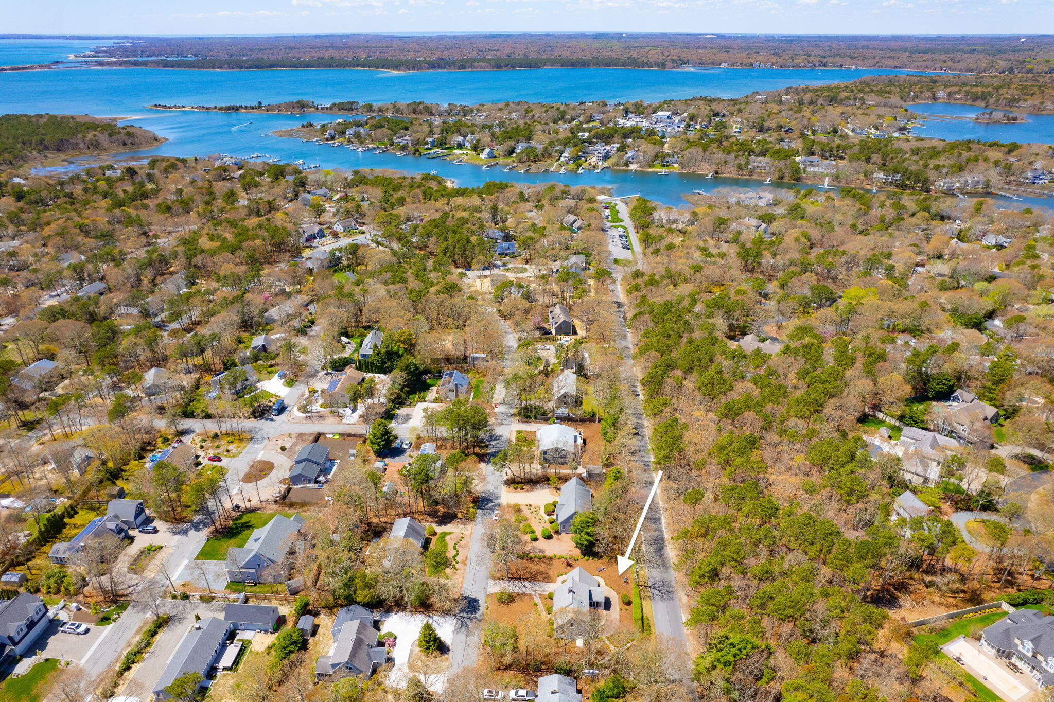 43 Neshobe Road Mashpee, MA 02649 - Photo 39 of 48 a view of city and an ocean