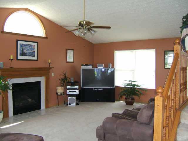 8525 Rodebaugh Road Reynoldsburg, OH 43068 - Photo 3 of 6 Gallery Image 3