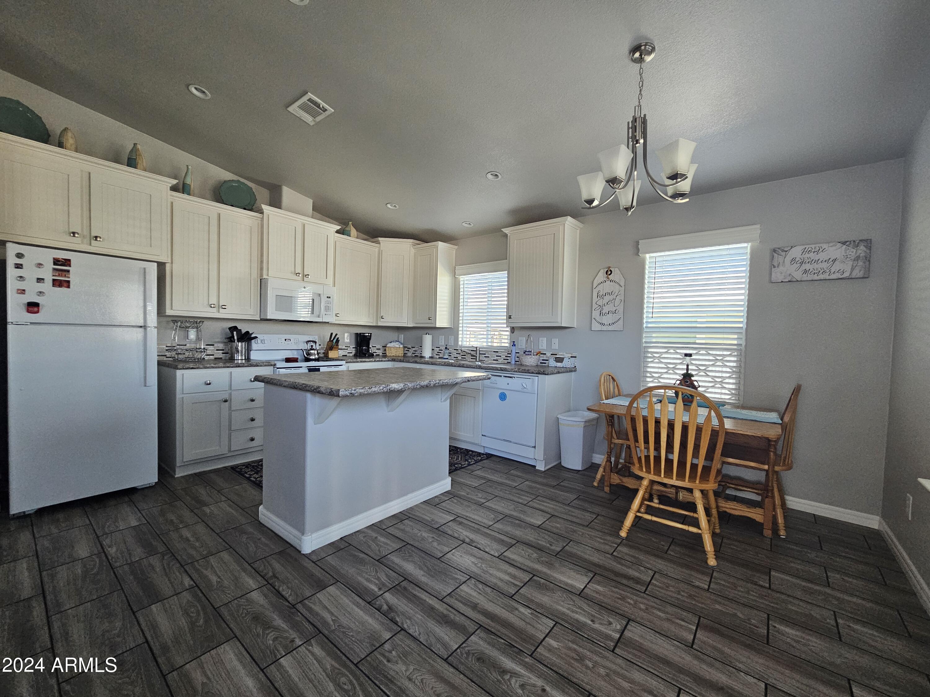 650 North Hawes Road, Unit 3205 Mesa, AZ 85207 - Photo 10 of 46 20240302_104446