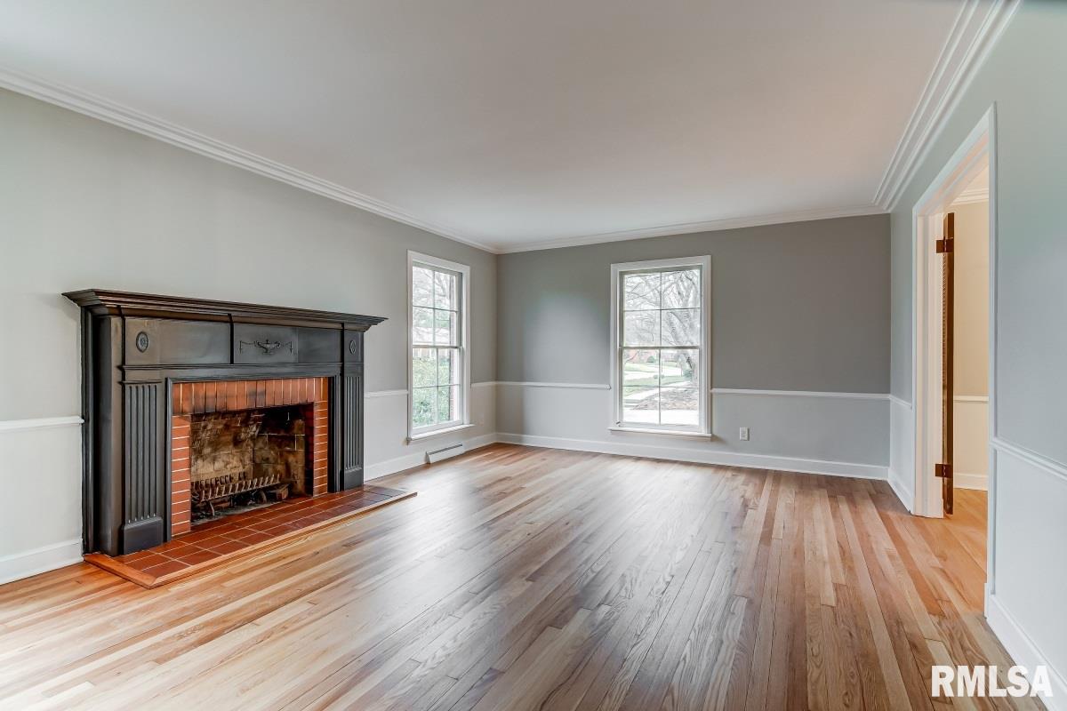 2136 Huntleigh Road Springfield, IL 62704 - Photo 3 of 24