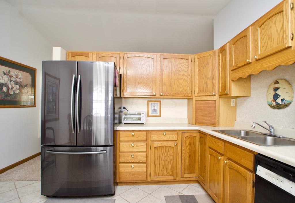 235 Topsfield Road Columbus, OH 43228 - Photo 8 of 20 Gallery Image 8