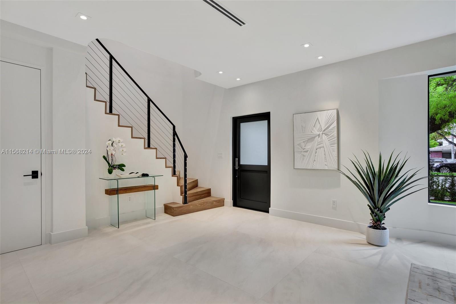 4321 Alton Road Miami Beach, FL 33140 - Photo 25 of 56