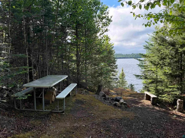 $115,000 | 27 Wilderness Trail, Hovland, MN 55606