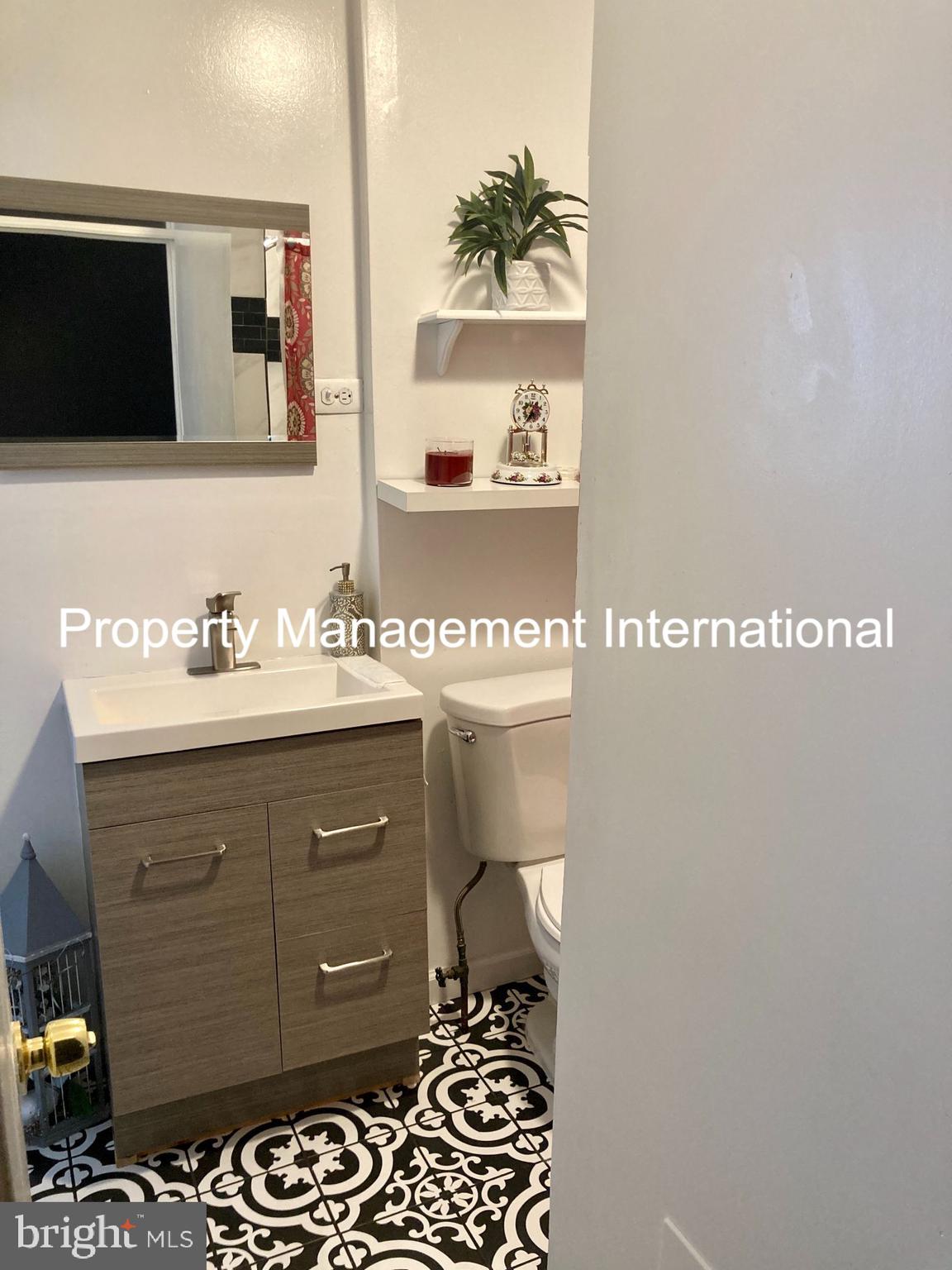 610 Rising Sun Avenue Philadelphia, PA 19140 - Photo 23 of 28