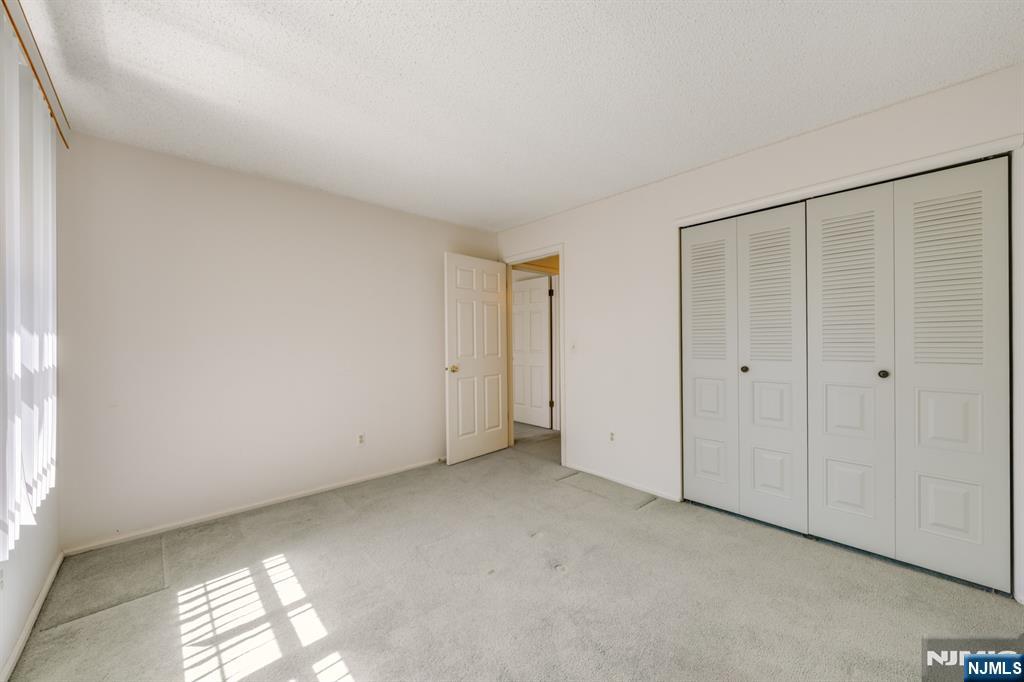 511 Quince Court Mahwah, NJ 07430 - Photo 20 of 29