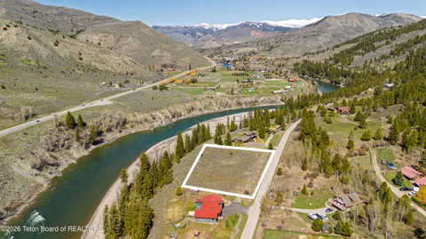$1,595,000 | 12075 South Hoback Junction South Road, Jackson, WY 83001