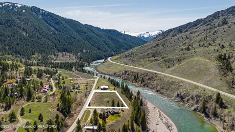 $1,595,000 | 12075 South Hoback Junction South Road, Jackson, WY 83001