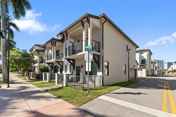 $4,850 | 8367 Central Park Boulevard, Unit 8367, Doral, FL 33166