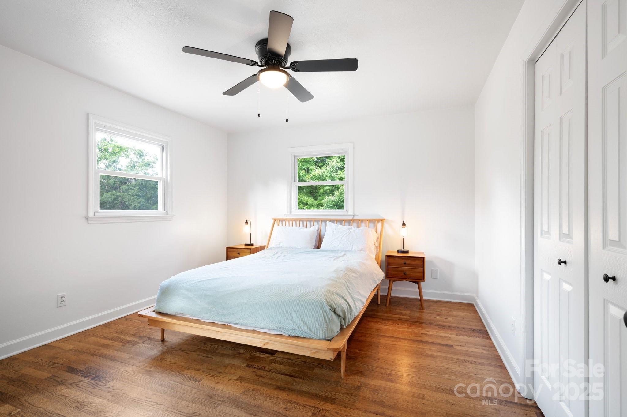 28 Spaulding Road Candler, NC 28715 - Photo 17 of 31 a bedroom with a bed and a window