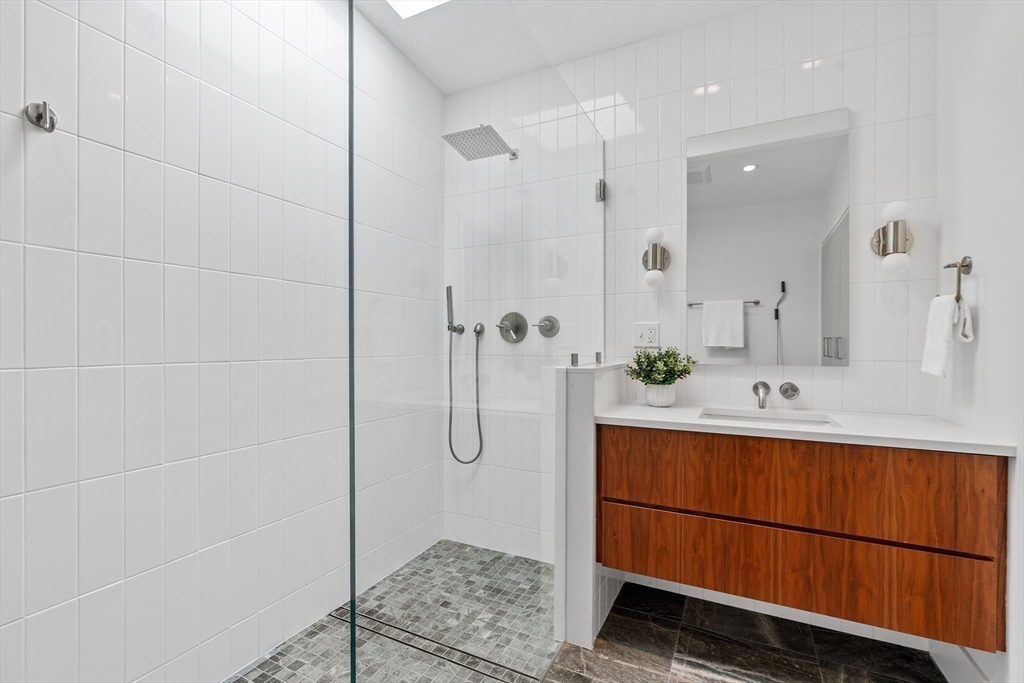 11 White Pine Knoll Road Wayland, MA 01778 - Photo 19 of 35 Gallery Image 19