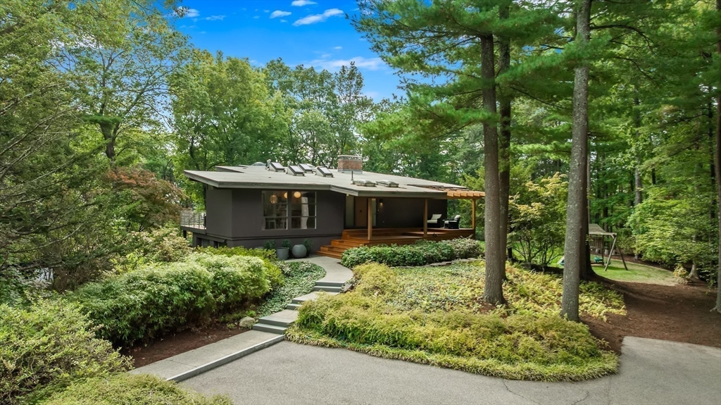 11 White Pine Knoll Road Wayland, MA 01778 - Photo 31 of 35 Gallery Image 31