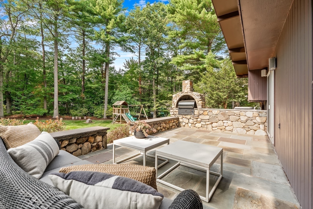 11 White Pine Knoll Road Wayland, MA 01778 - Photo 34 of 35 Gallery Image 34