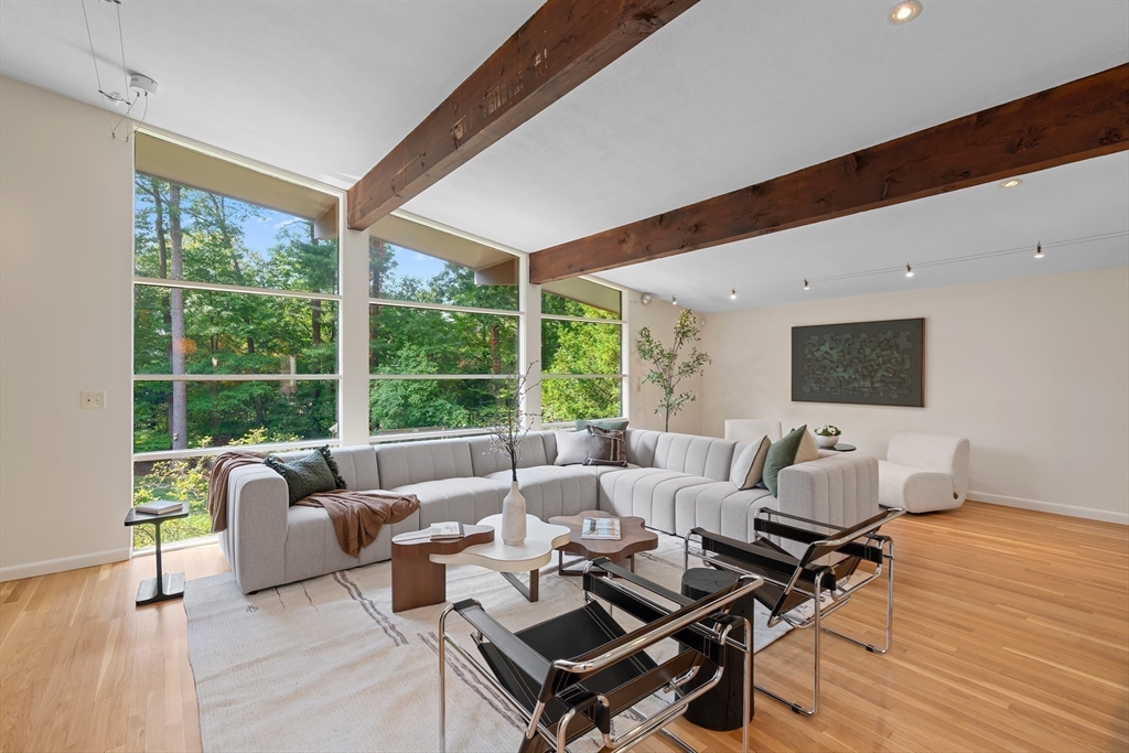 11 White Pine Knoll Road Wayland, MA 01778 - Photo 8 of 35 Gallery Image 8