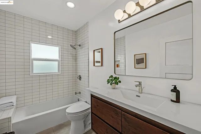 $949,000 | 1515 Derby Street, Berkeley, CA 94703