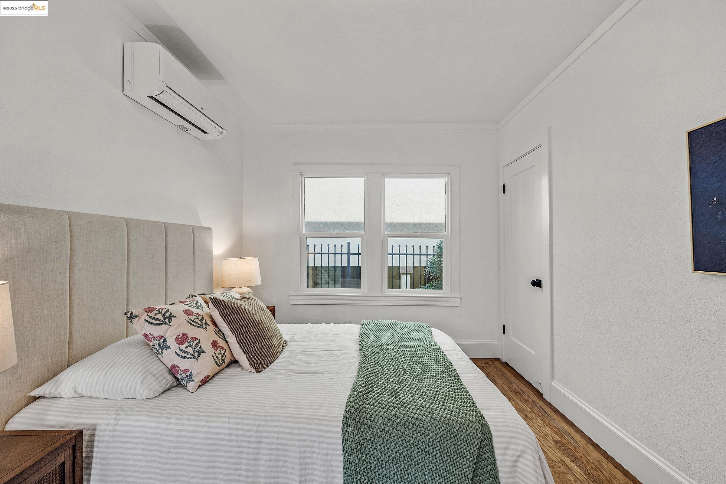 1515 Derby Street Berkeley, CA 94703 - Photo 48 of 60 a bedroom with a bed and a window