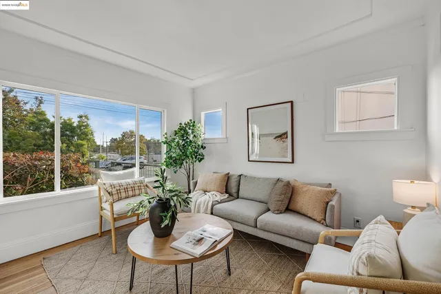 $949,000 | 1515 Derby Street, Berkeley, CA 94703