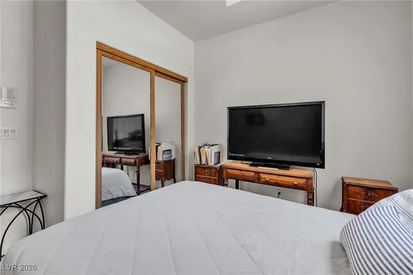 $800,000 | 825 West Ryan Avenue, Overton, NV 89040