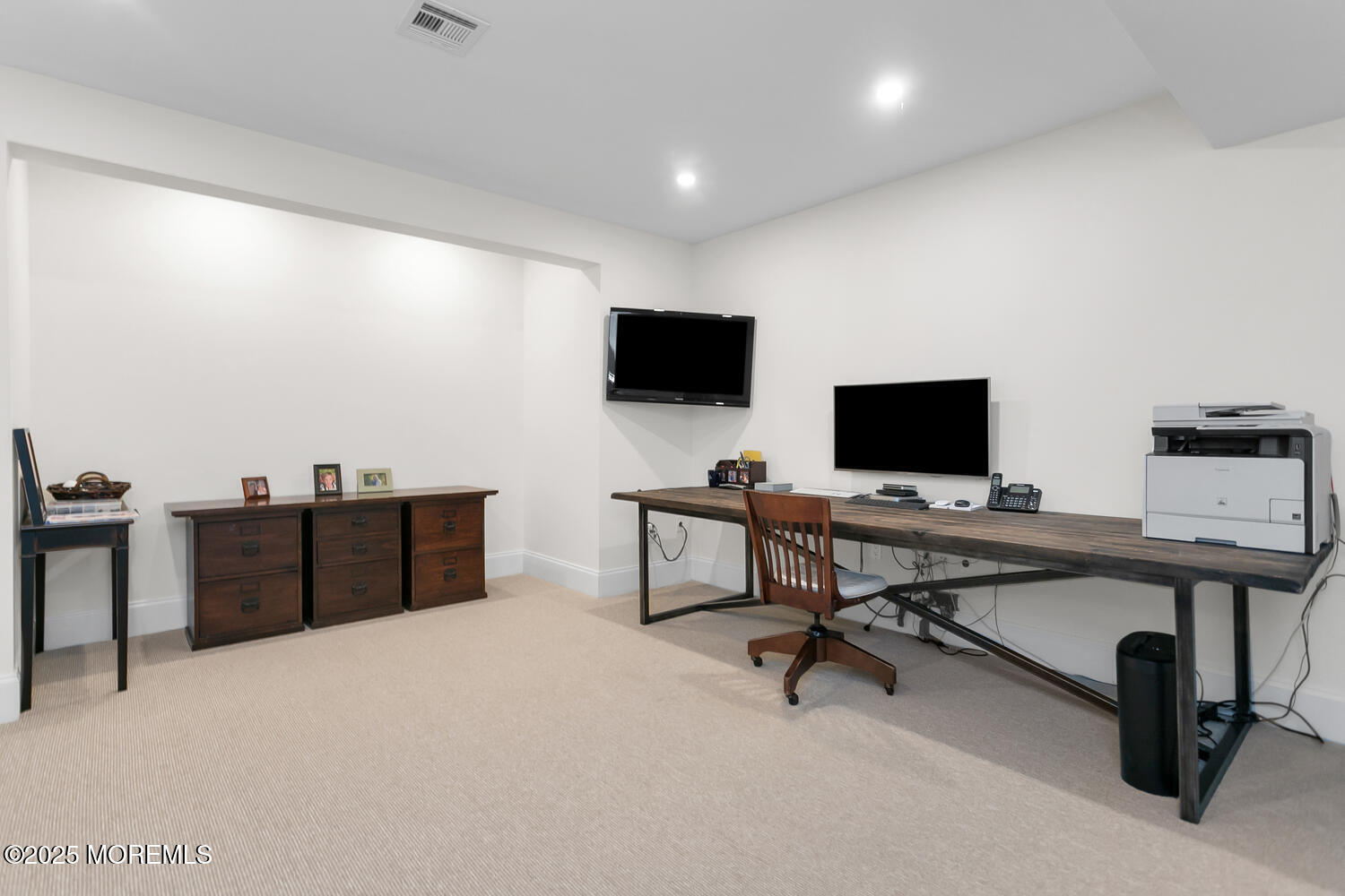 10 Edgewood Road Rumson, NJ 07760 - Photo 32 of 43 a view of a workspace with furniture