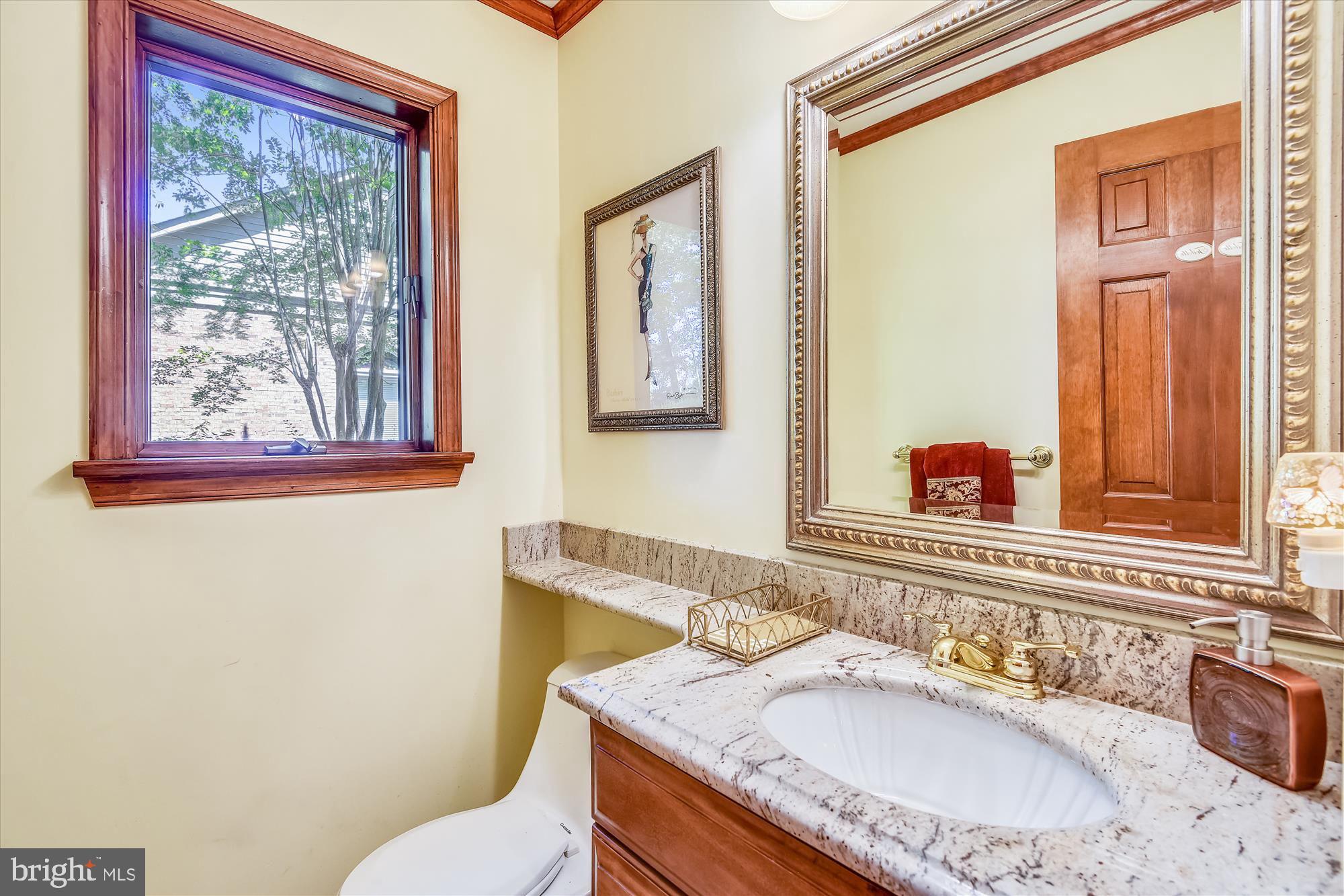 1152 Randolph Road McLean, VA 22101 - Photo 15 of 45 Gallery Image 15
