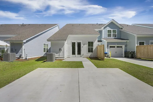 $2,300 | 157 Cantona Drive, Summerville, SC 29483
