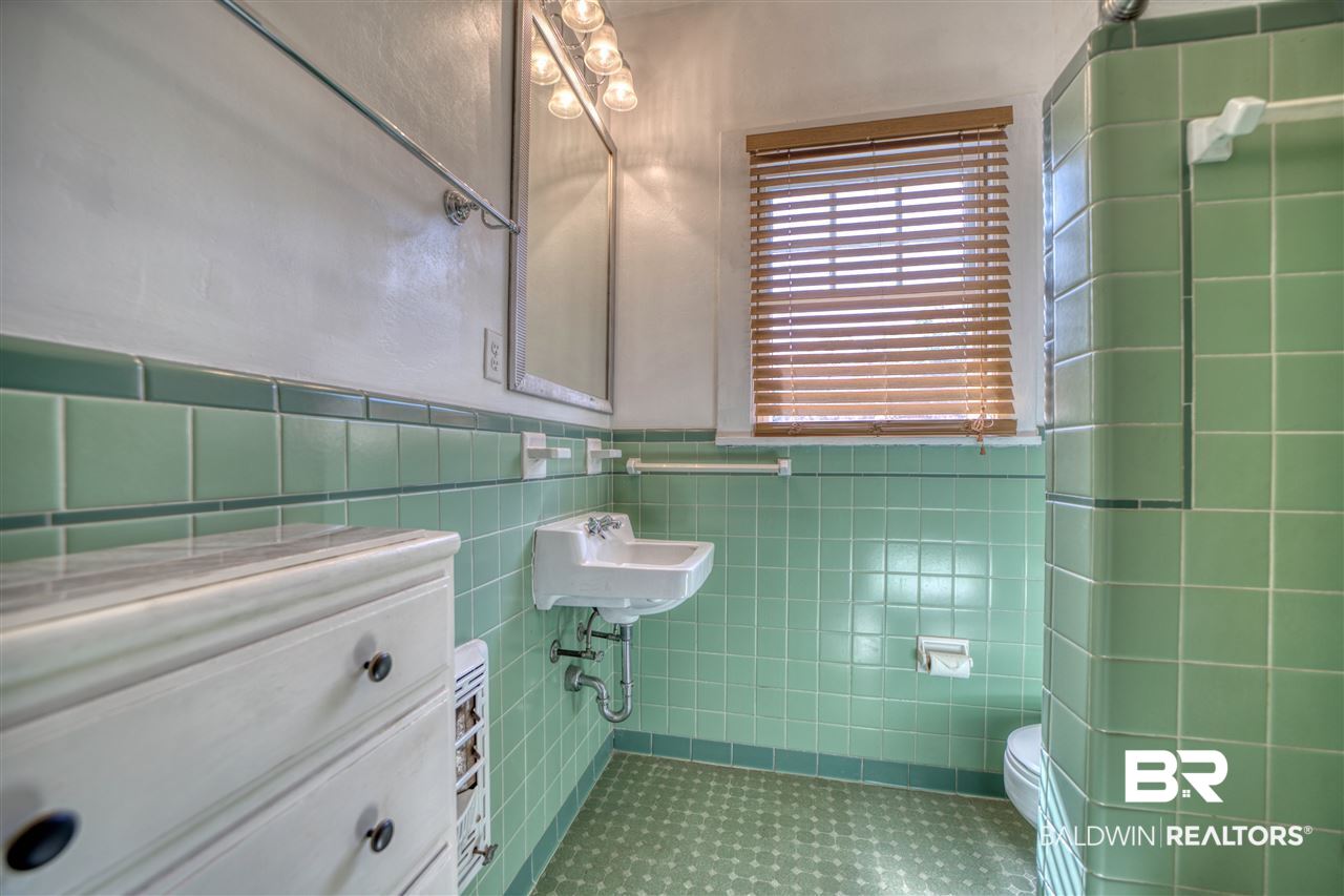 255 Michigan Avenue Mobile, AL 36604 - Photo 22 of 33