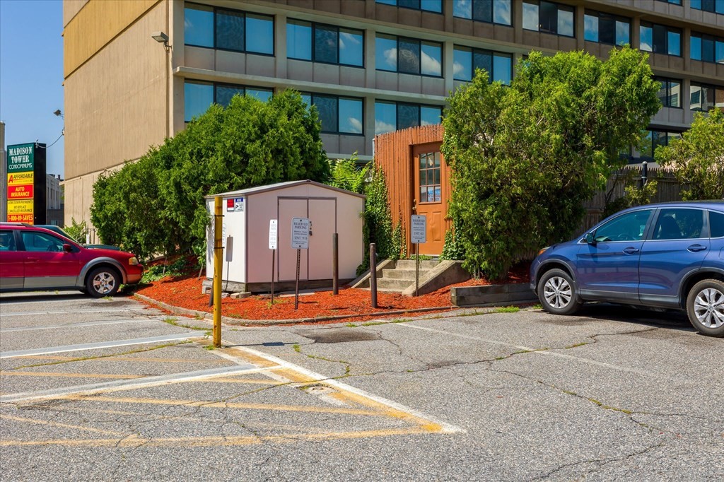 70 Southbridge Street, Unit 910 Worcester, MA 01608 - Photo 17 of 18