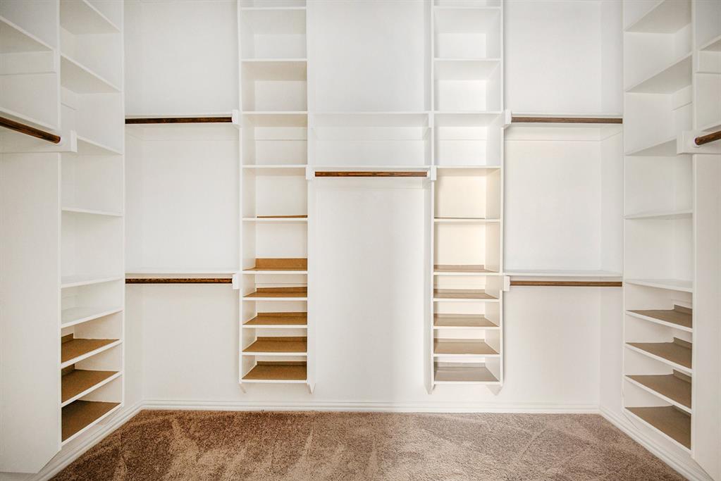 136 Flying Diamond Drive Springtown, TX 76082 - Photo 16 of 24