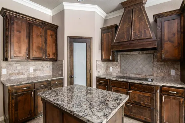 $2,995 | 136 Flying Diamond Drive, Springtown, TX 76082