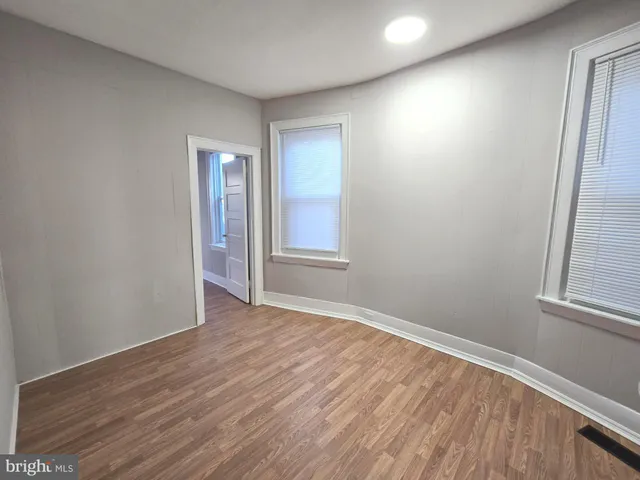 $1,500 | 5825 Ashland Avenue, Philadelphia, PA 19143