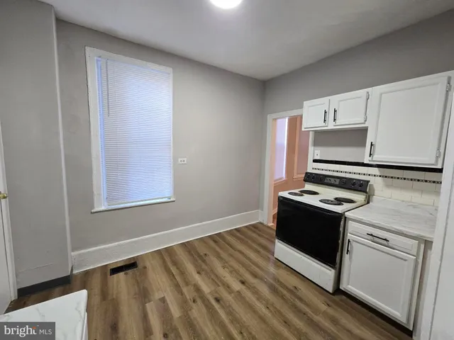 $1,500 | 5825 Ashland Avenue, Philadelphia, PA 19143