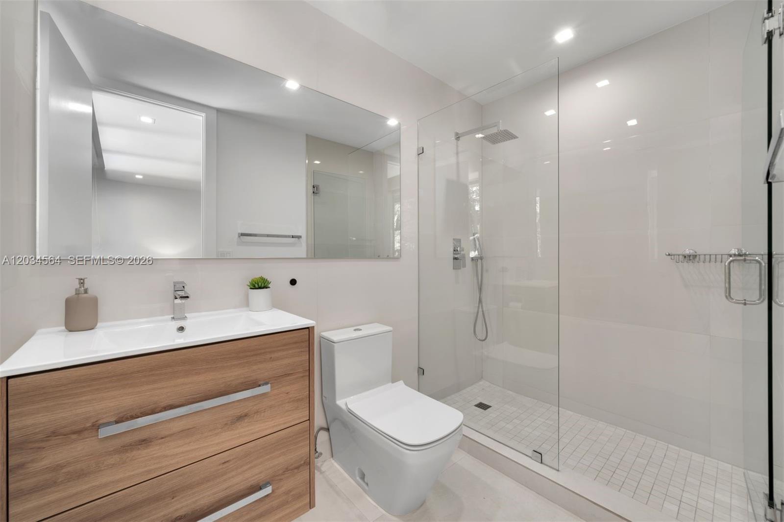 425 Harbor Drive Key Biscayne, FL 33149 - Photo 29 of 50