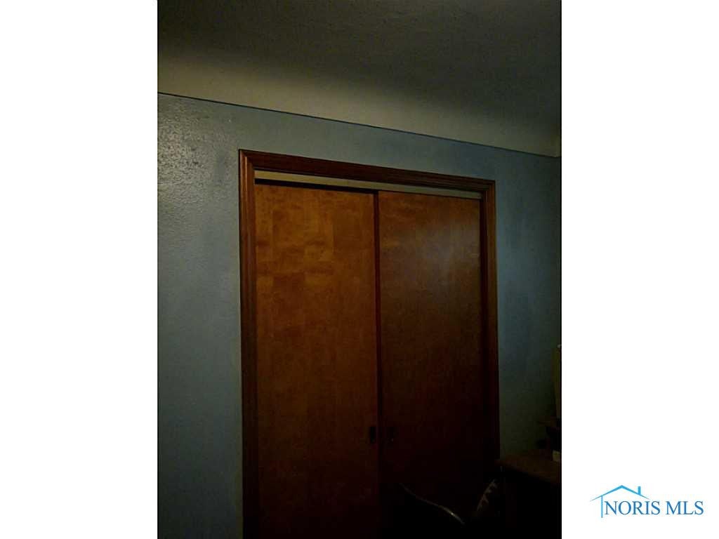 928 Secor Road Toledo, OH 43607 - Photo 13 of 13 Bedroom. large closets