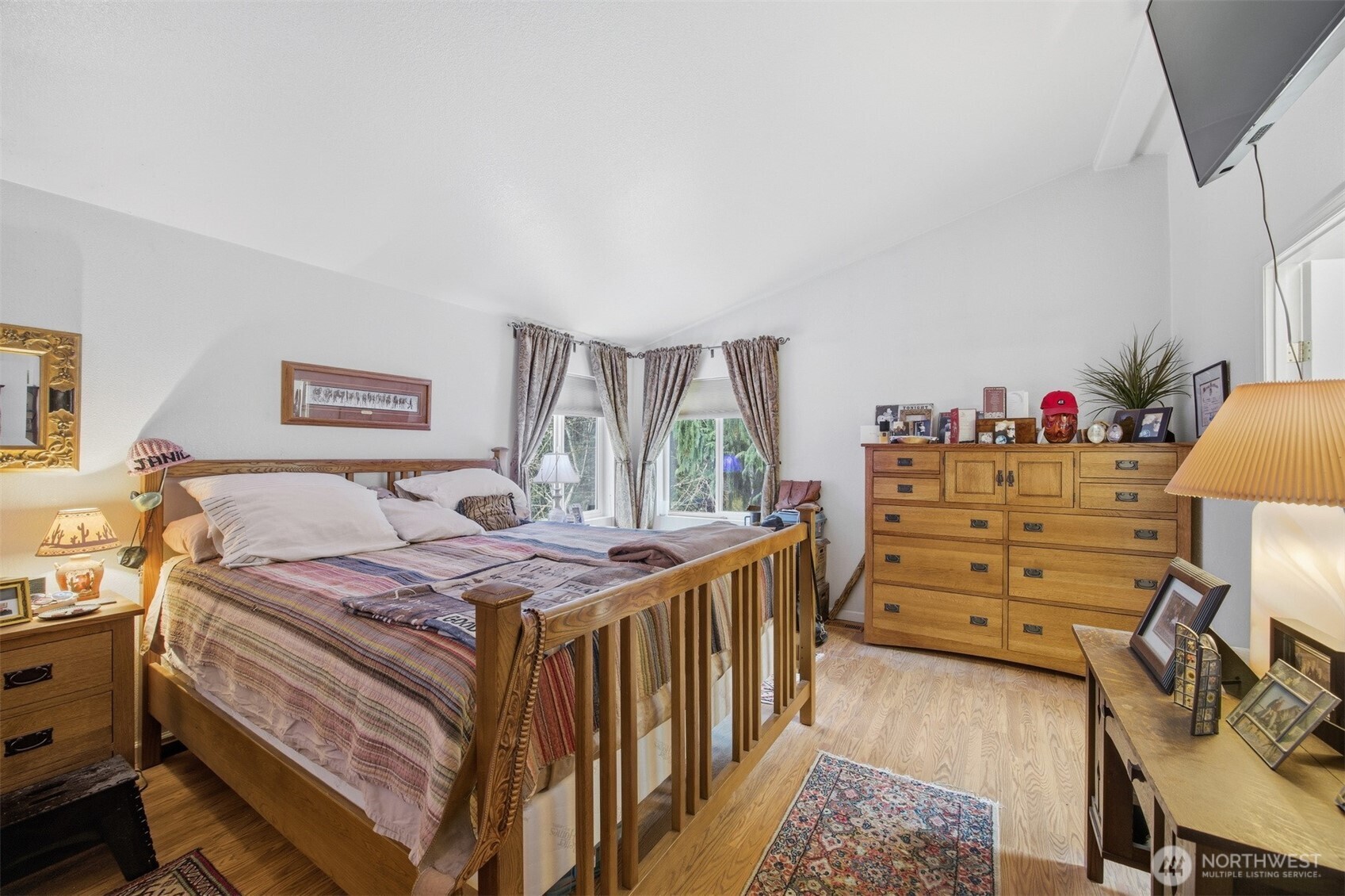 1904 Yew Street Road Bellingham, WA 98229 - Photo 19 of 38