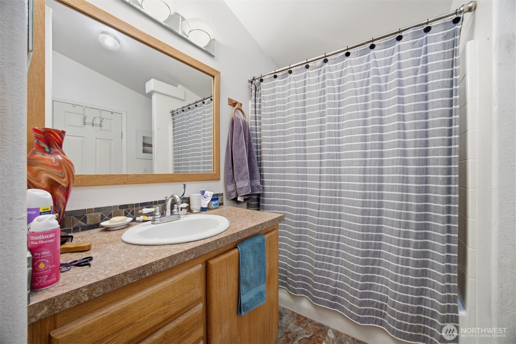 1904 Yew Street Road Bellingham, WA 98229 - Photo 23 of 38