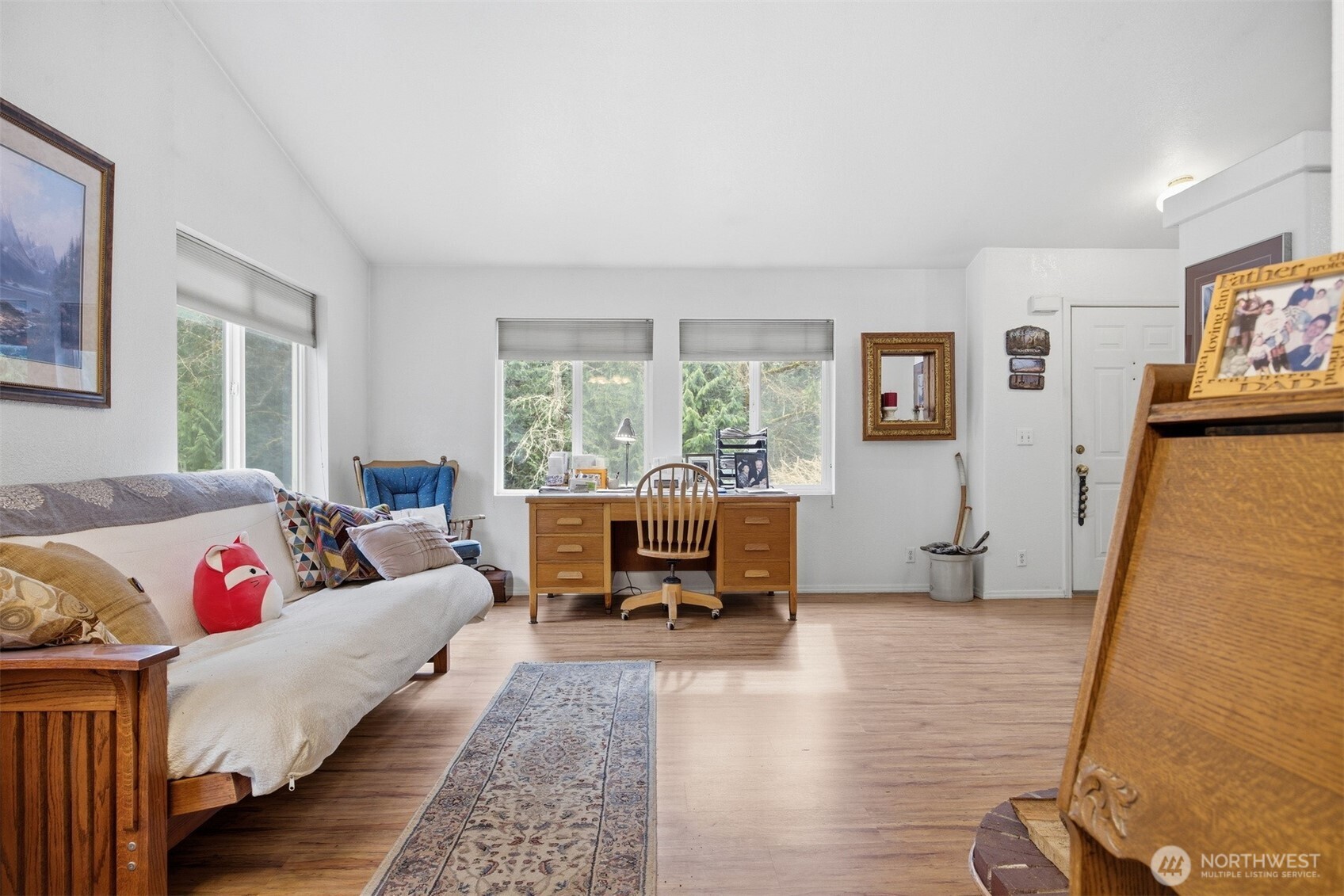 1904 Yew Street Road Bellingham, WA 98229 - Photo 4 of 38