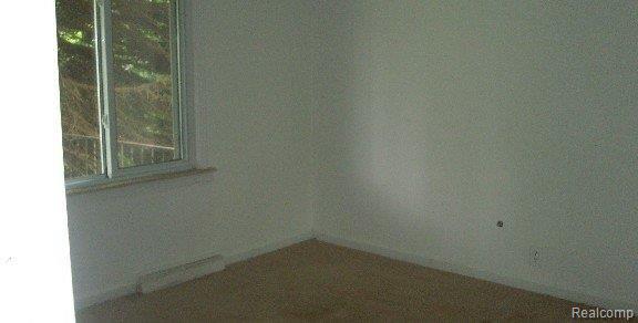 3674 South Livernois Road Rochester, MI 48307 - Photo 7 of 8 DSCI0041-mfscnv-mfsopt.jpg