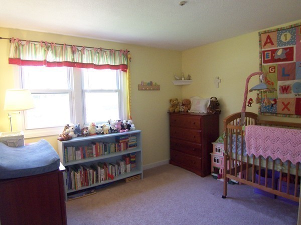 36 Lexington Road Billerica, MA 01821 - Photo 11 of 19