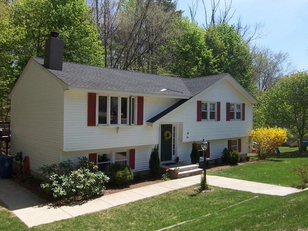 36 Lexington Road Billerica, MA 01821 - Photo 2 of 19