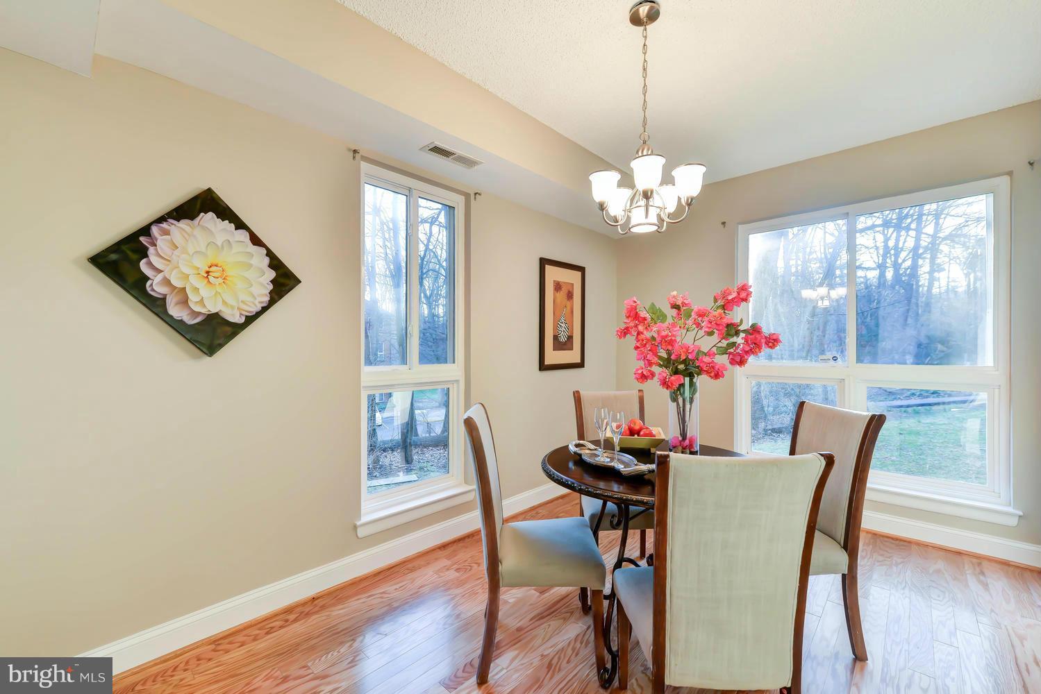 11819 Breton Court, Unit 2B Reston, VA 20191 - Photo 6 of 30 Dining Room