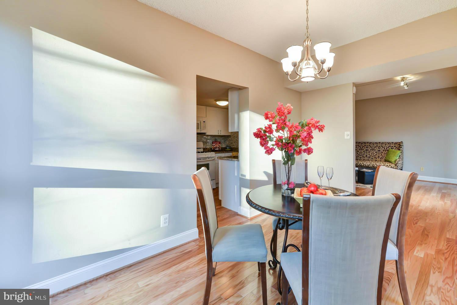 11819 Breton Court, Unit 2B Reston, VA 20191 - Photo 7 of 30 Dining Room