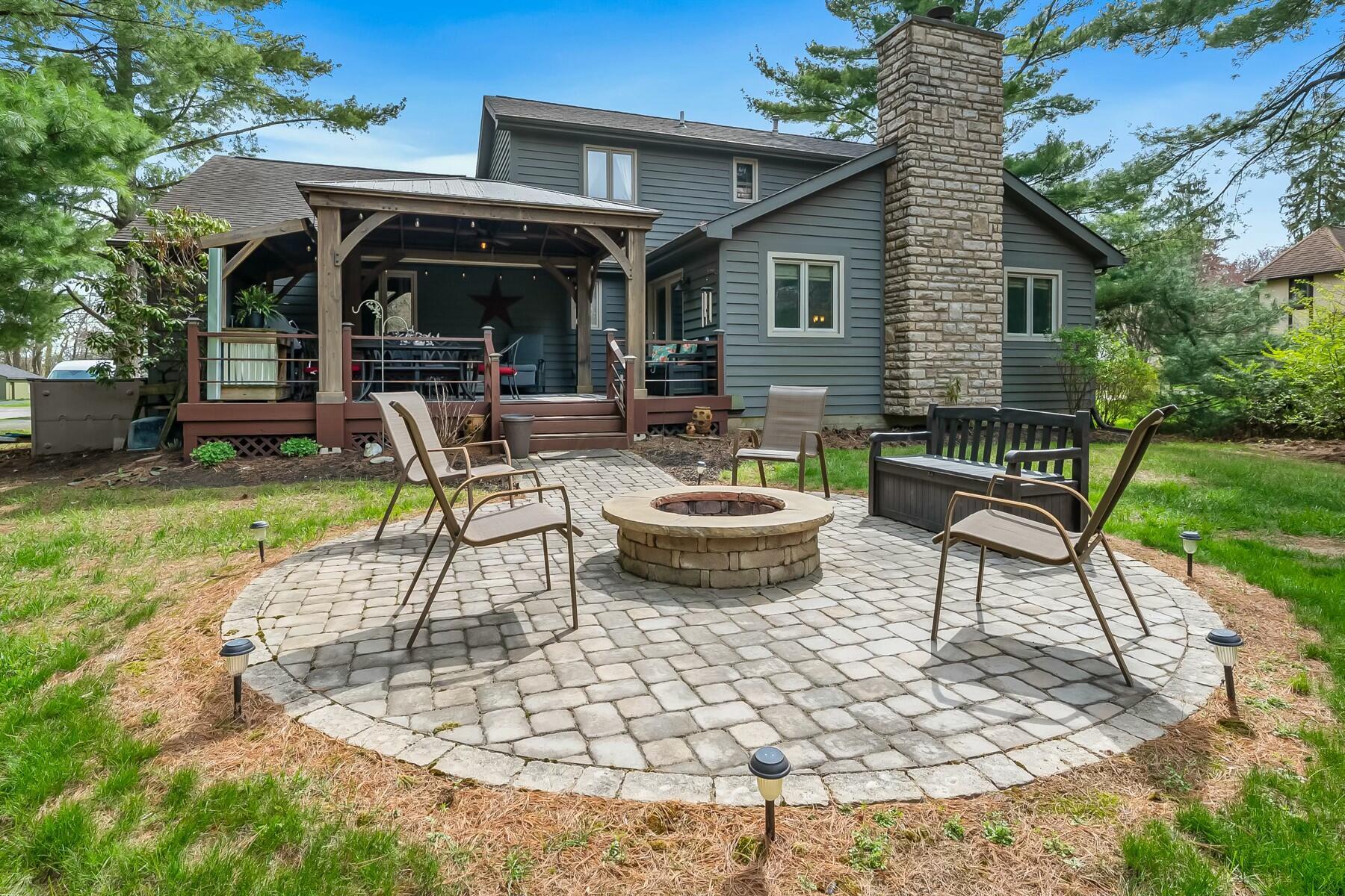 356 Carpenter Road Columbus, OH 43230 - Photo 8 of 66 tempImageCFQ9wv