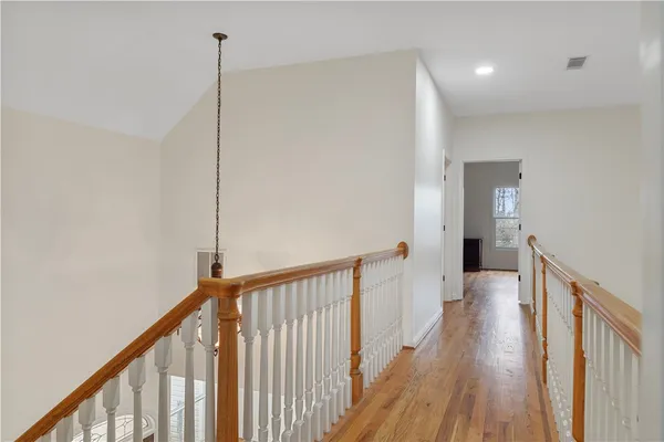 $999,000 | 124 South Shore Drive, Fair Play, SC 29643