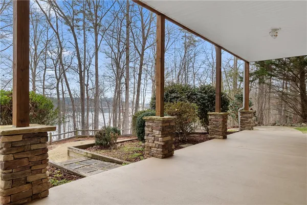 $999,000 | 124 South Shore Drive, Fair Play, SC 29643